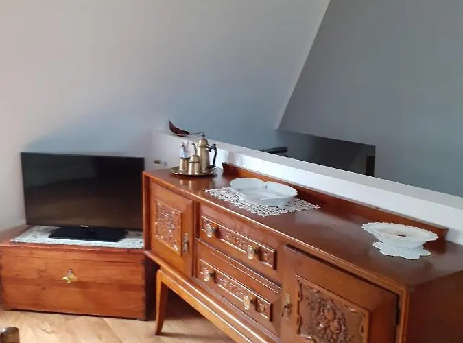 La Freccia E Il Leone Pensión